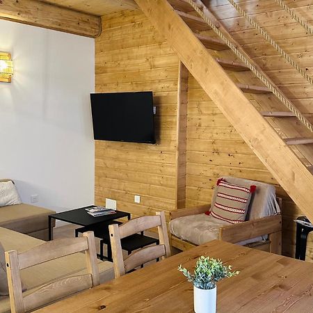 Appartamento Duplex La Tour Saint-Étienne-de-Tinée Esterno foto